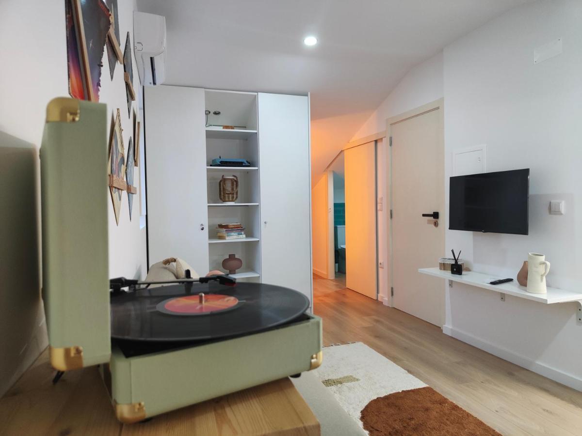 Wood Essence Apartment - Cozy Balcony Coïmbre Extérieur photo
